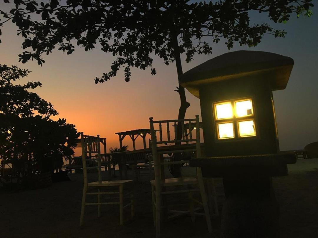Puri Air Beach Resort & Spa Gili Air Kültér fotó