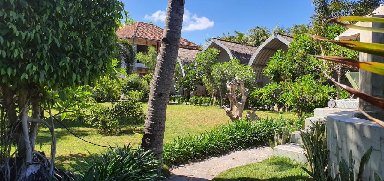 Puri Air Beach Resort & Spa Gili Air Kültér fotó