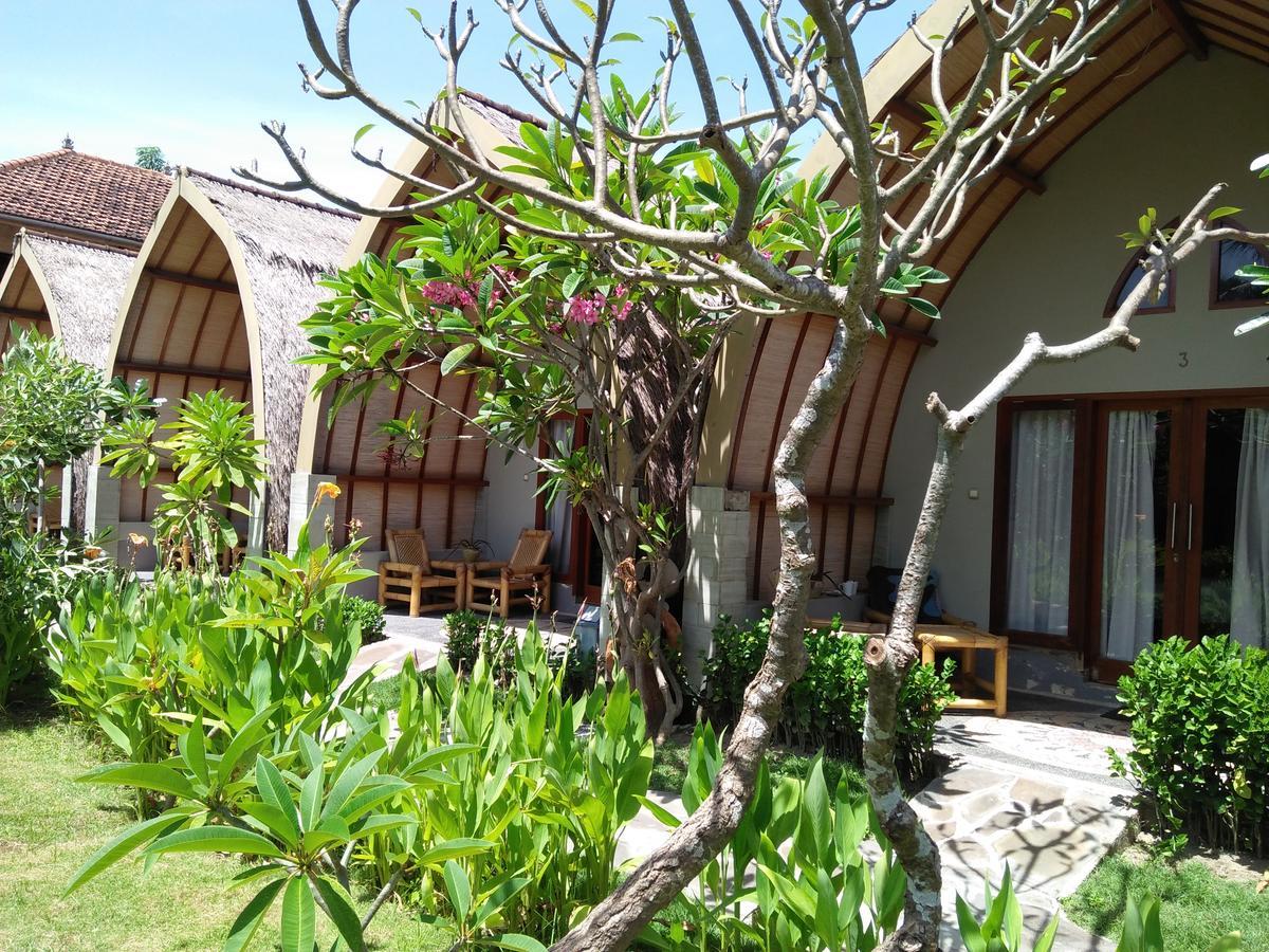 Puri Air Beach Resort & Spa Gili Air Kültér fotó